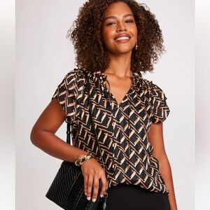 Laura Geometric Print Short Sleeve Blouse Black Pattern